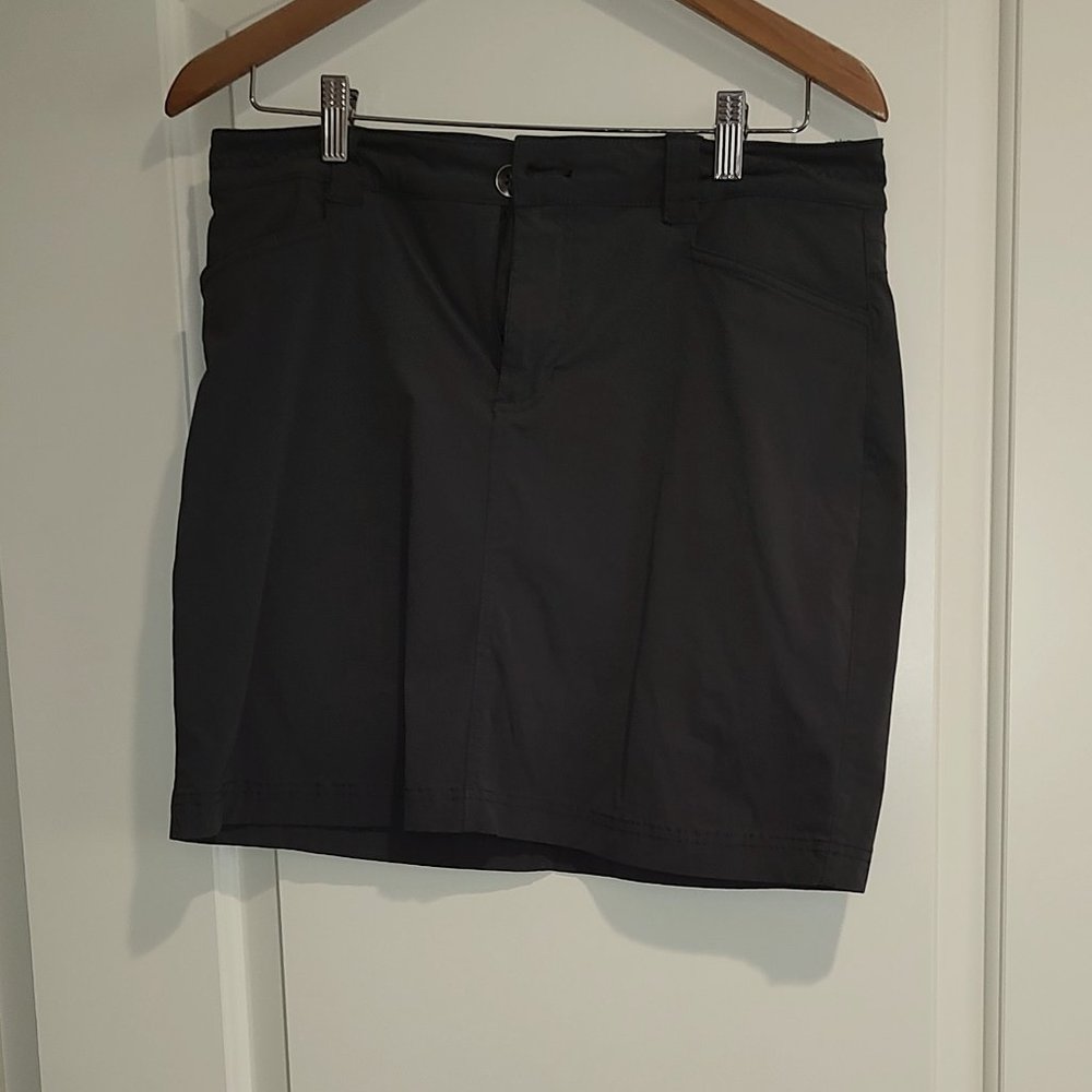 Eddie Bauer Dark Gray Skort, Size 10